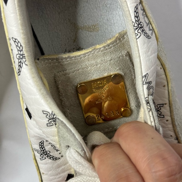 MCM x Puma US8 Classic White Suede Women’s Sneakers - Picture 11 of 16